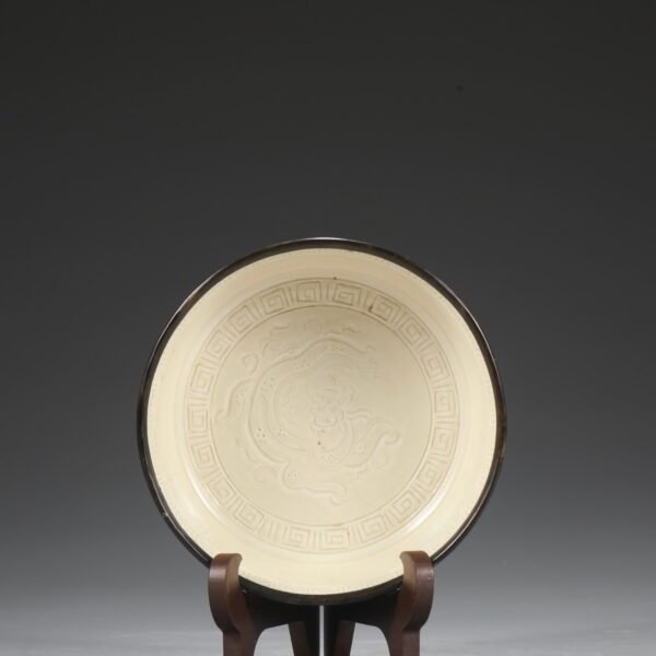 Old Collection Northern Song Dynasty Ding Kiln Dragon Pattern Silver Mouth Round Wash "Yiding" - Image 8