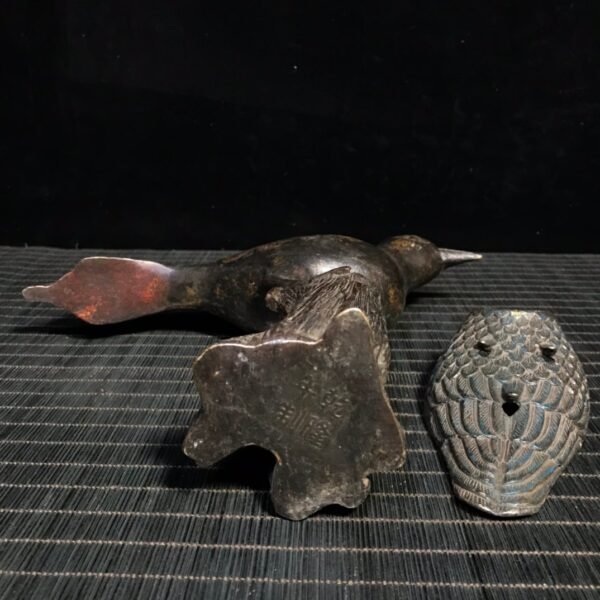 A rare gold and cinnabar colored bird stove - Image 9