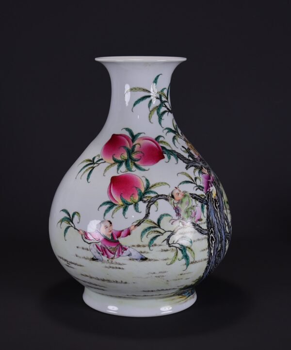 old collection of Qing Dynasty Qianlong famille rose jade vase with a full pattern of fortune - Image 2