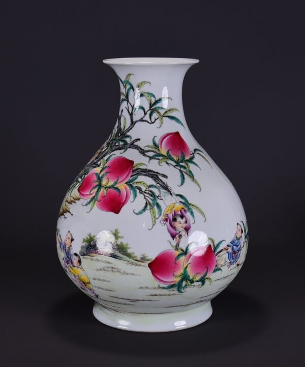 old collection of Qing Dynasty Qianlong famille rose jade vase with a full pattern of fortune - Image 5