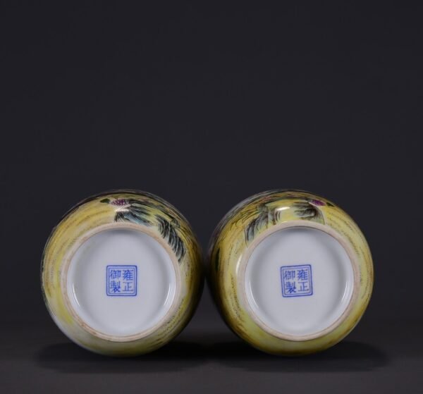 Old collection of Qing Yongzheng enamel painted reed and wild geese pattern winter melon vase - Image 9