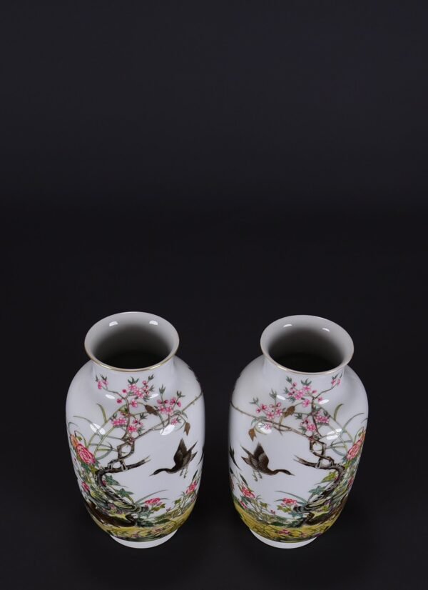 Old collection of Qing Yongzheng enamel painted reed and wild geese pattern winter melon vase - Image 3
