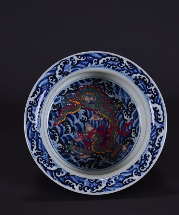 old collection of Ming Xuande blue and white five-color dragon pattern folded edge washbasin - Image 3