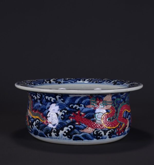 old collection of Ming Xuande blue and white five-color dragon pattern folded edge washbasin - Image 7