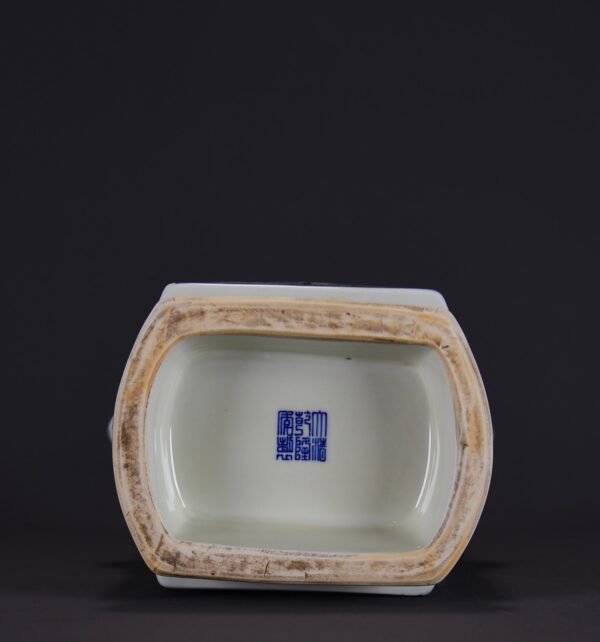 Old collection of Qing Dynasty Qianlong Doucai opening four seasons flower pattern - Image 8