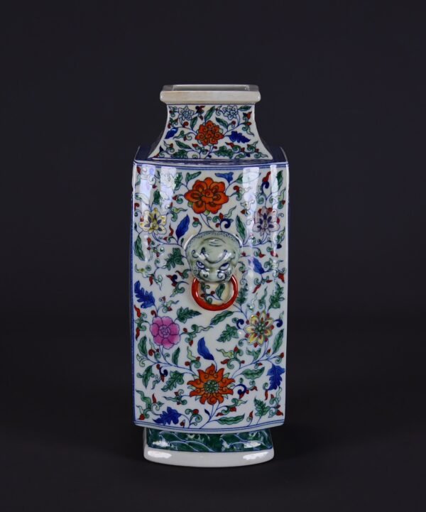 Old collection of Qing Dynasty Qianlong Doucai opening four seasons flower pattern - Image 5