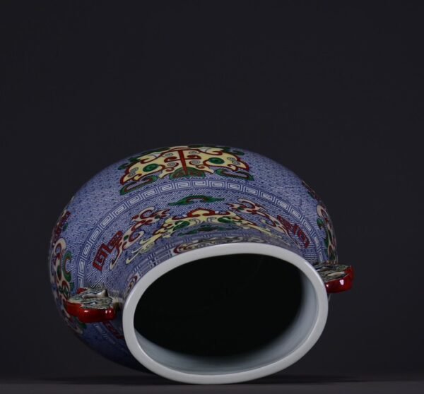 old collection of a Qing Dynasty Qianlong Doucai animal face pattern Guan Erzun - Image 3