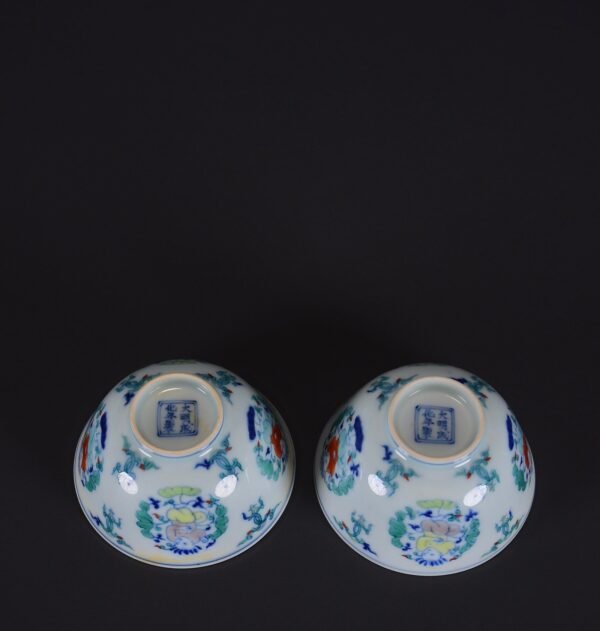 Old collection of Ming Chenghua Doucai baby play cup - Image 8