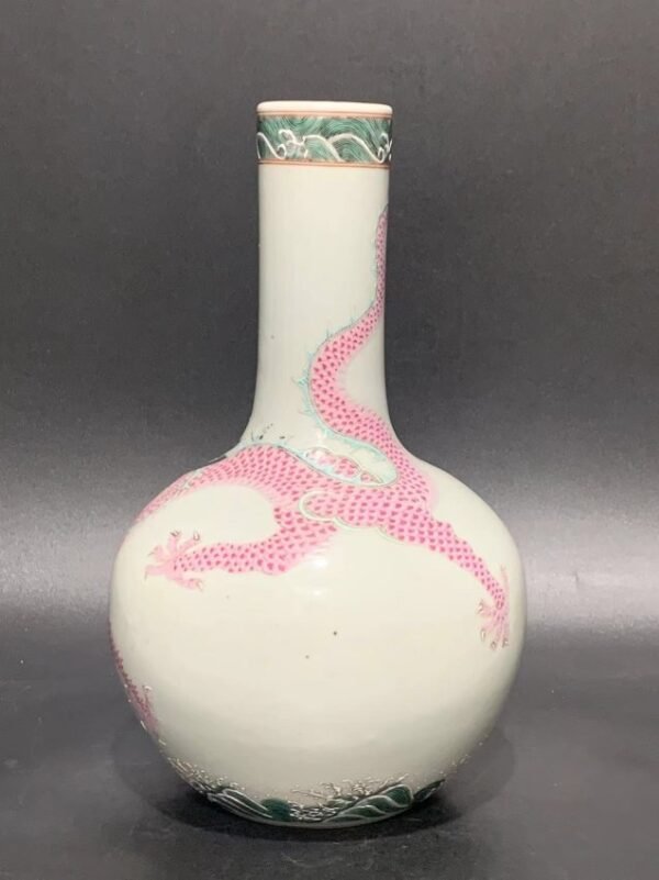 Qing Qianlong famille rose dragon pattern celestial sphere vase - Image 2