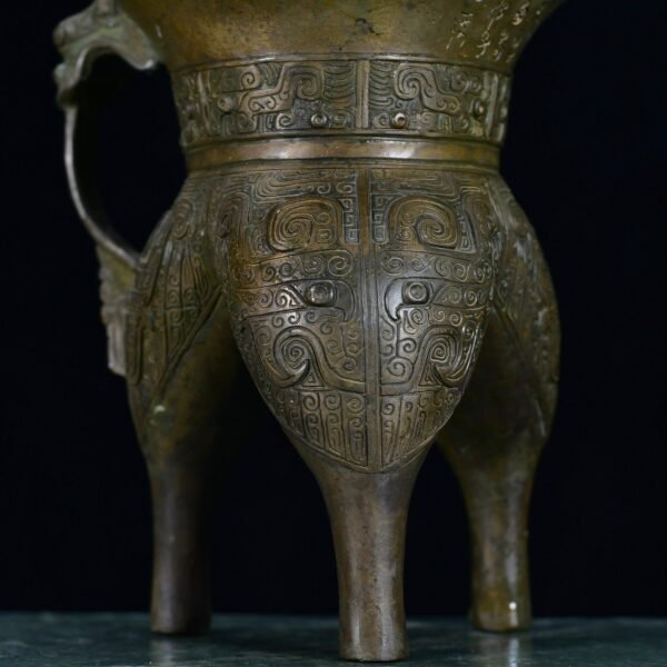 Bronze Jia from the Han Dynasty - Image 3