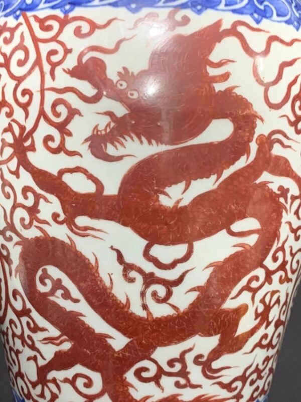 Ming Dynasty Wanli alum red dragon pattern plum vase - Image 7