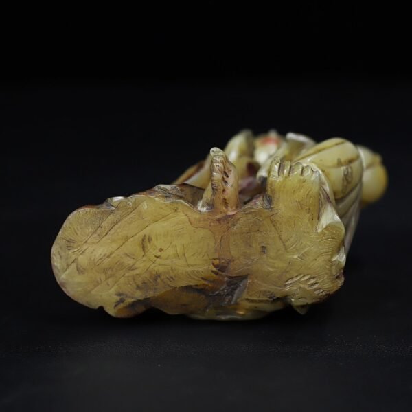 Old collection of wooden box Shoushan stone hand-carved lotus Guanyin Bodhisattva Buddha statue