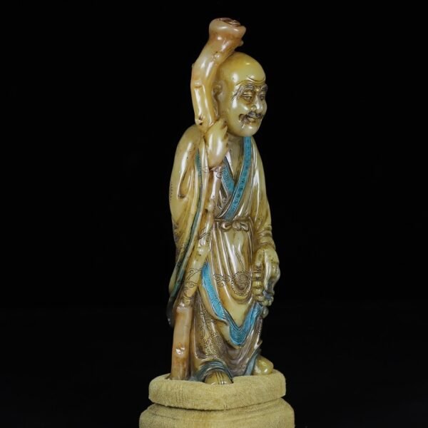 Old collection of wooden box Shoushan stone Arhat ornaments - Image 7
