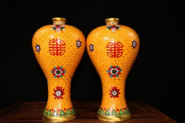 Old collection of pure copper cloisonne plum vase vase ornaments, pure handmade cloisonné enamel - Image 2