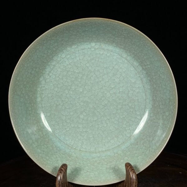 Song Ru kiln ice crack scroll foot wash basin