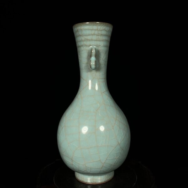 Song Dynasty official kiln double-eared vase - Image 2
