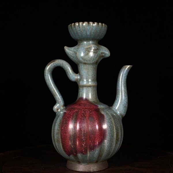 Song Dynasty Jun kiln chicken head pot