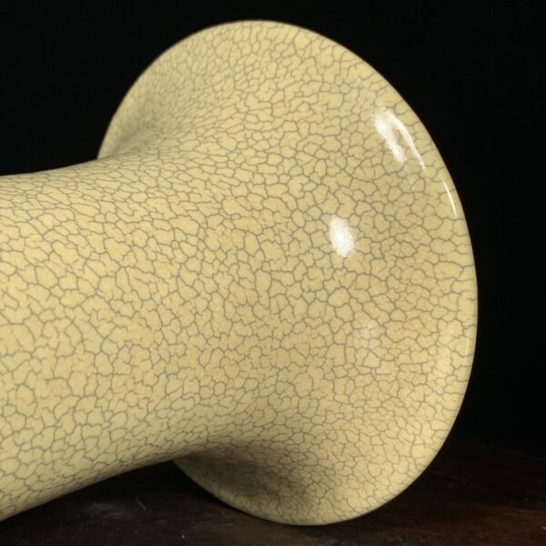 Song Dynasty Geyao Flower Vase - Image 6