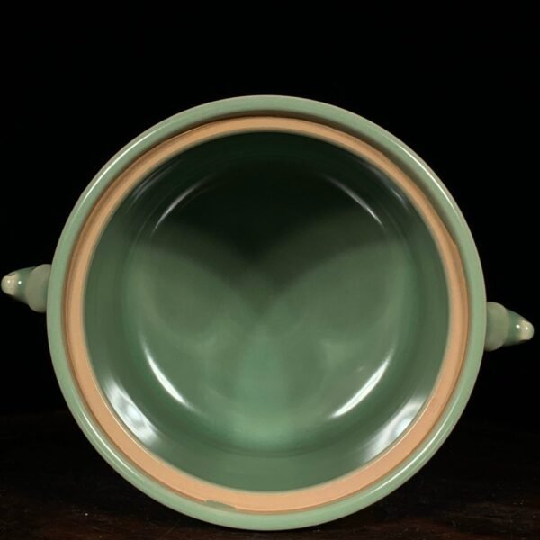 Song Dynasty Longquan Kiln plum green glaze animal button double-eared stove - Image 6