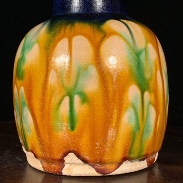 Tang Sancai paper hammer bottle - Image 4