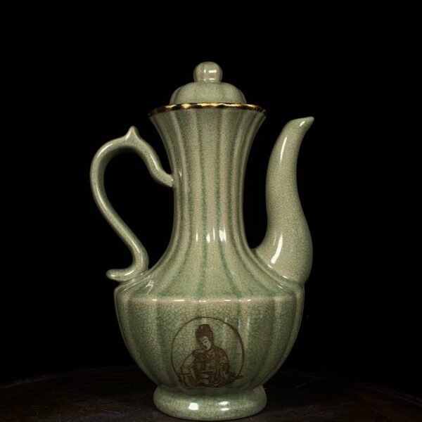 Song Ru kiln enclosed mouth inscription melon-shaped handle pot