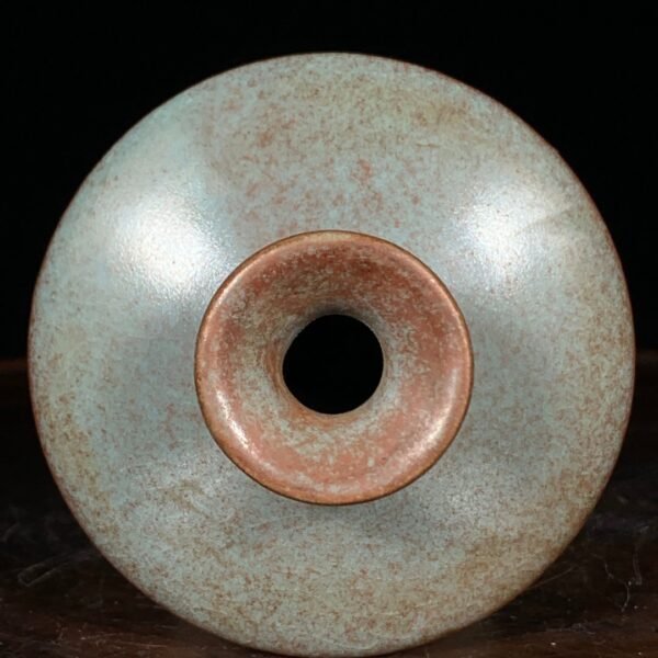 Song Ru kiln broken shoulder plum vase - Image 8