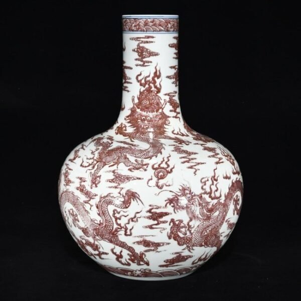 Qing Kangxi underglaze red dragon pattern celestial globe vase