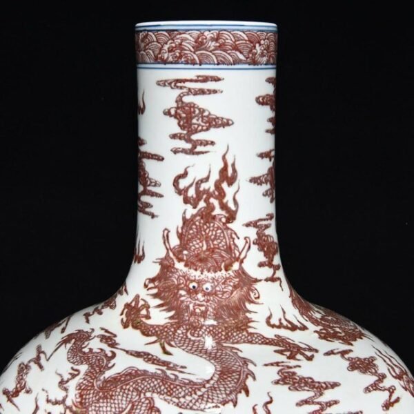 Qing Kangxi underglaze red dragon pattern celestial globe vase - Image 4