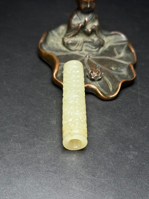 Hetian jade bridle, carved with Ruyi pattern, auspicious and auspicious, exquisite shape - Image 4