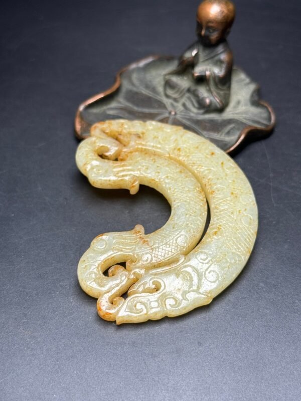 Hetian jade jade pendant, double dragons protecting the owner, auspicious, exquisite shape - Image 3