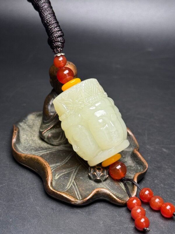 Hetian jade four-sided Guanyin head, guarding the four directions of peace, exquisite shape - Image 9