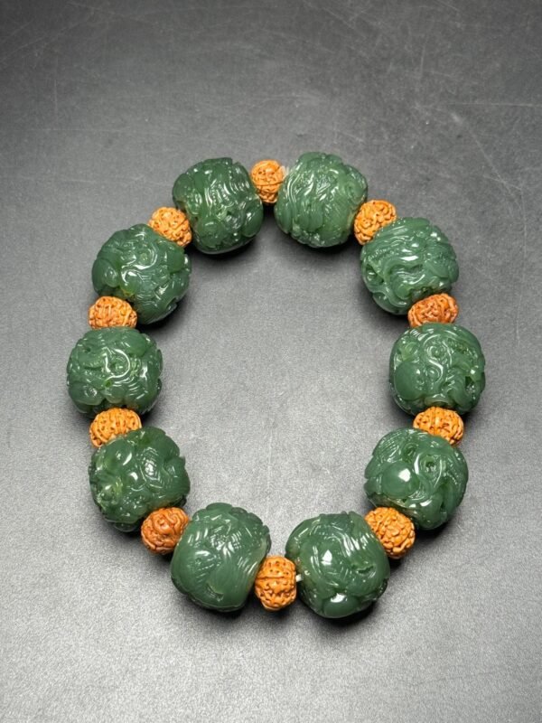 Hetian Jade Jade Bracelet, each bead is full, carved with dragon pattern, dragon - Image 6