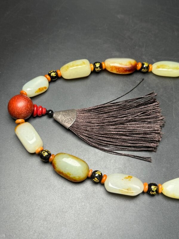 Hetian jade raw stone hand-held, 18 beads, full, warm jade, beautiful skin color - Image 4