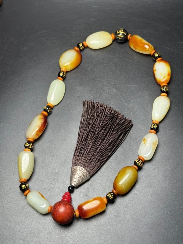 Hetian jade raw stone hand-held, 18 beads, full, warm jade, beautiful skin color - Image 5