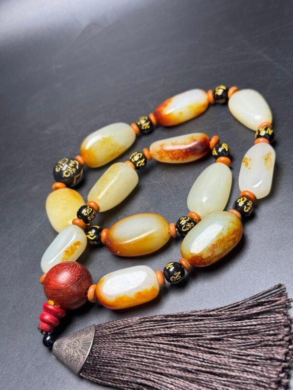 Hetian jade raw stone hand-held, 18 beads, full, warm jade, beautiful skin color - Image 6