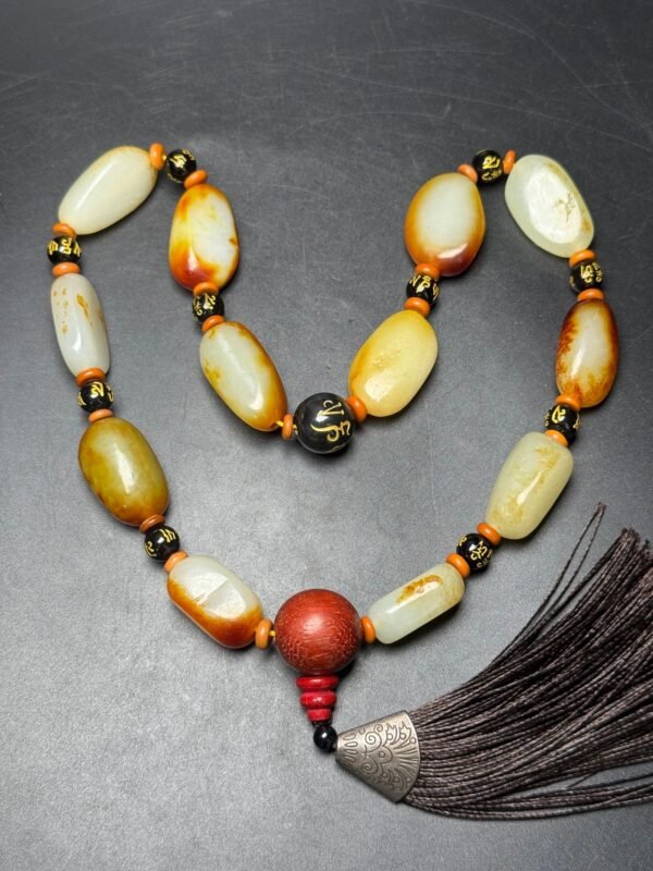 Hetian jade raw stone hand-held, 18 beads, full, warm jade, beautiful skin color - Image 8