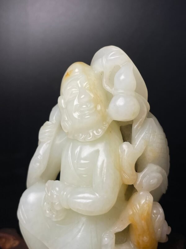 Hetian jade Ming and Qing dynasty jade pieces, subduing dragon arhat - Image 4