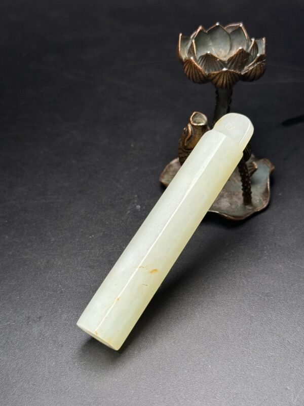 Hetian jade feather tube, exquisite shape, smooth inner wall, simple and elegant - Image 8