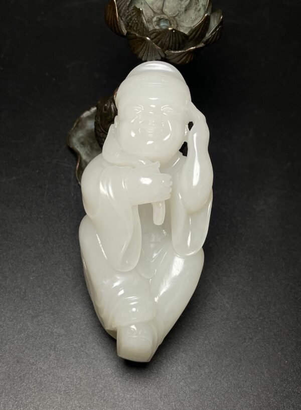 Hetian jade Ming and Qing dynasty hand-held ornaments, small heavenly officials - Image 8