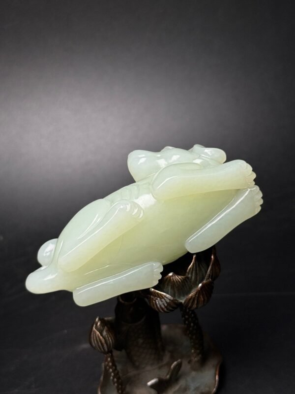 Hetian jade fortune dog hand-held ornament, which represents prosperity and wealth - Image 9