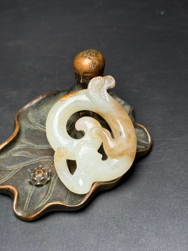 Hetian Jade Chilong Jade Pendant, Dragon Travels the World, Auspicious and Rich - Image 2