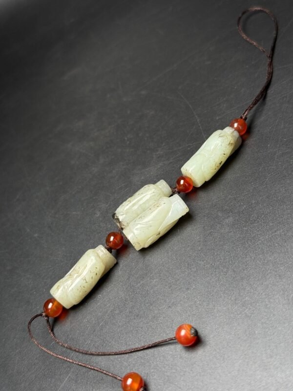 Hetian jade Weng Zhong accessories, one of the three treasures of the Han Dynasty - Image 5