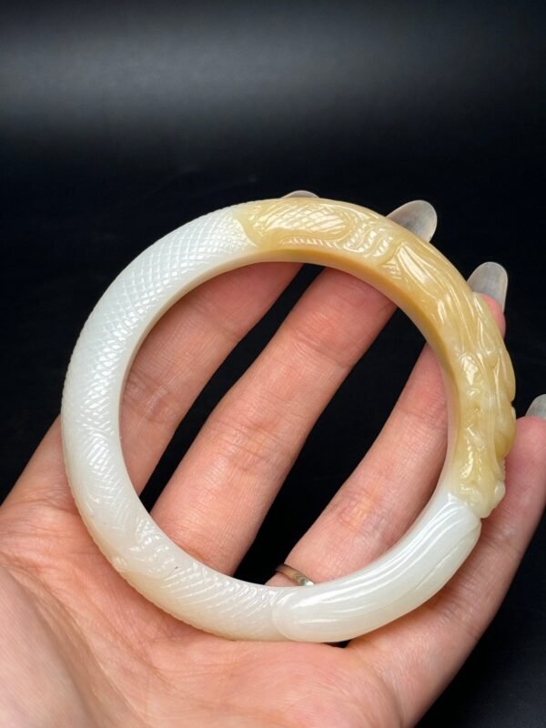 Hetian Jade Dragon Bracelet, Dragon Travels the World, Good Luck, Beautiful Bracelet Shape