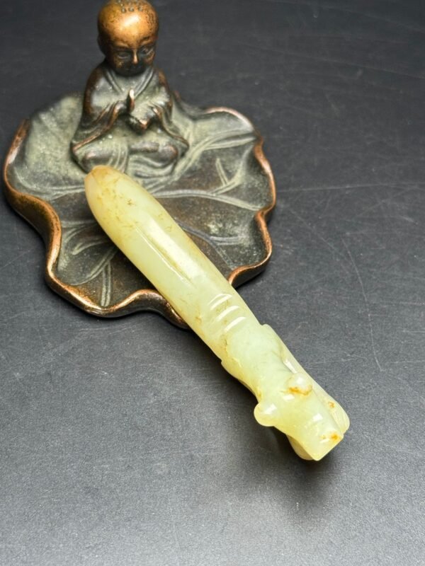 Hetian Jade Mantis Jade Piece, full of gold and jade, prosperous and developed, unique shape - Image 5
