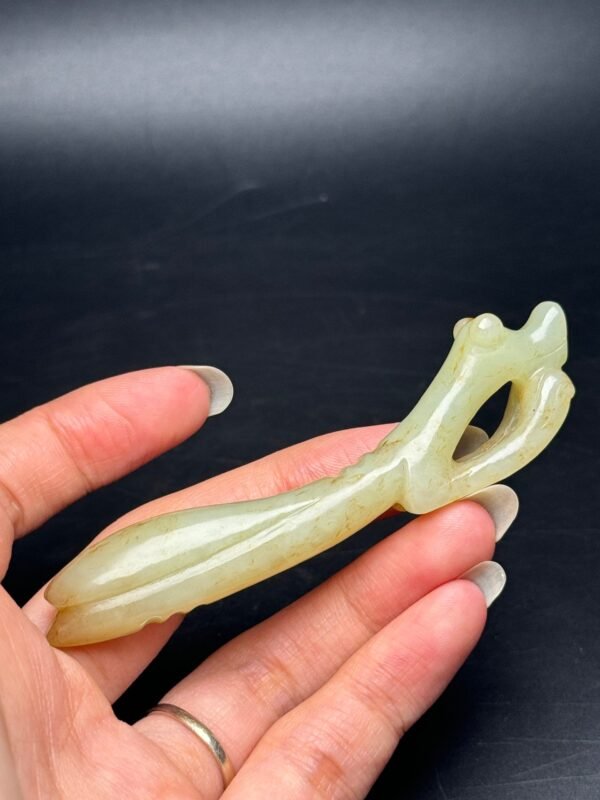 Hetian Jade Mantis Jade Piece, full of gold and jade, prosperous and developed, unique shape - Image 7