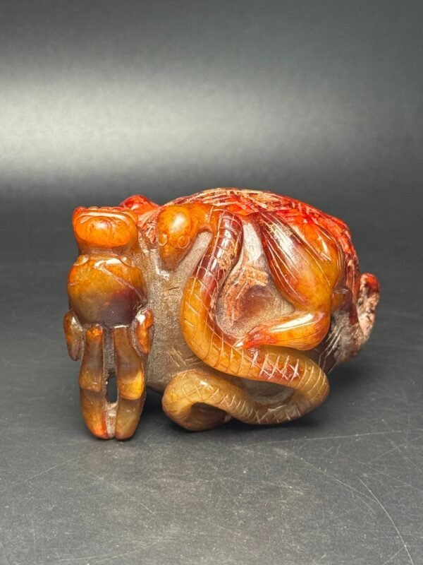 Hetian jade ancient jade dragon turtle, longevity and wealth, protection of peace