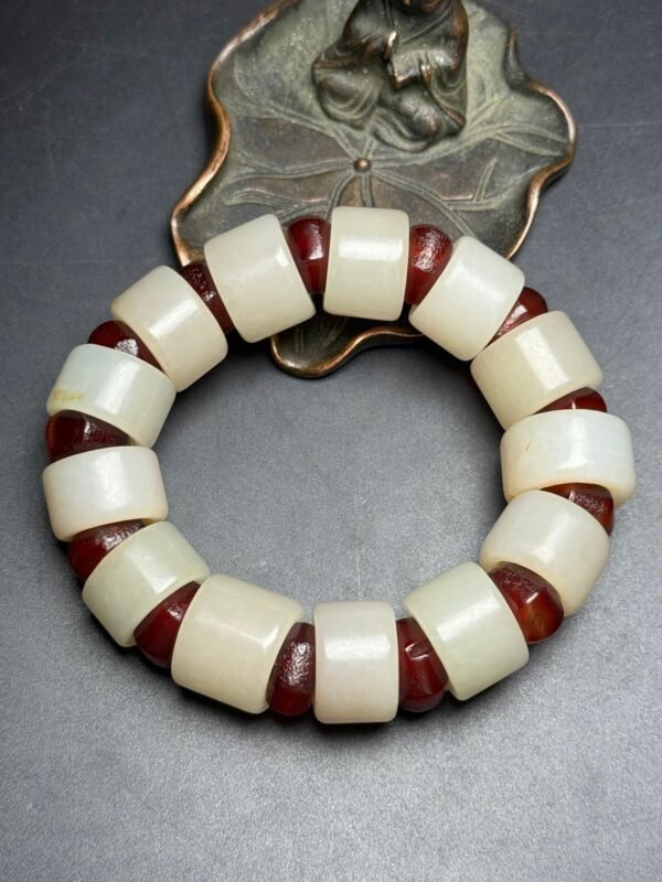 Hetian jade heart beads bracelet, each bead is full, the jade is warm - Image 5