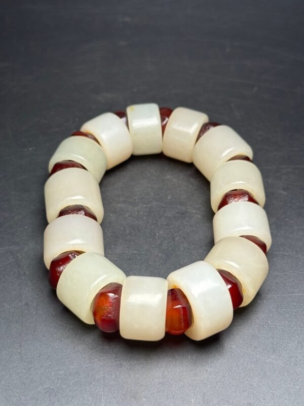 Hetian jade heart beads bracelet, each bead is full, the jade is warm - Image 6