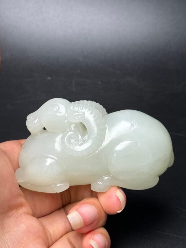 Hetian jade sheep, prosperous and auspicious, three yangs open the door to good fortune - Image 6