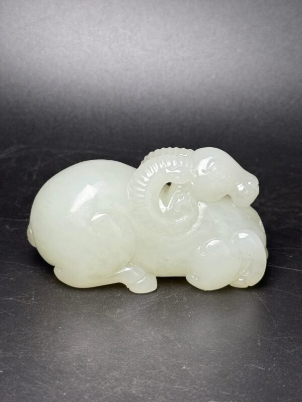 Hetian jade sheep, prosperous and auspicious, three yangs open the door to good fortune - Image 7